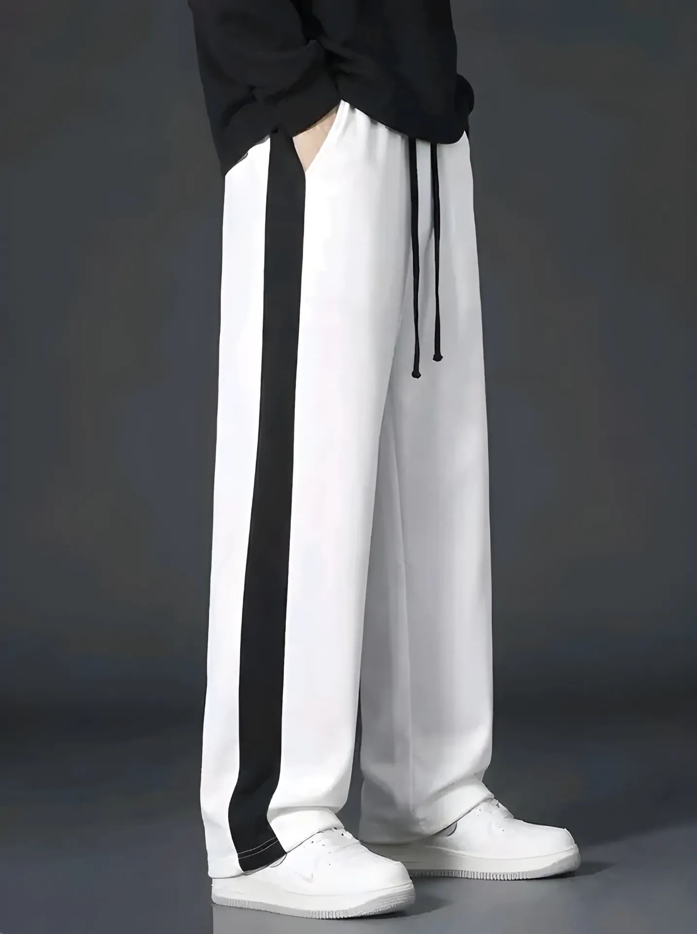 Men’s Contrast Side Panel White Track Pant